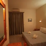 Zeus Hotel