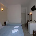 Zeus Hotel 2*