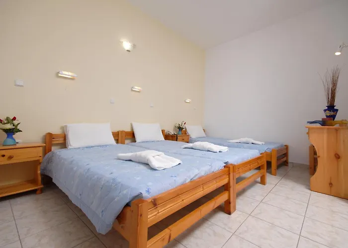 מלון Zeus Naxos City