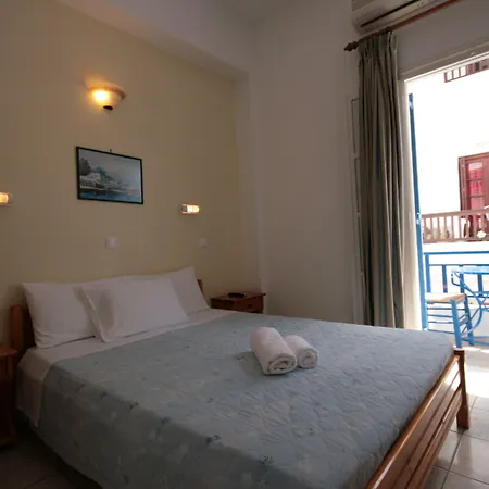 Zeus Szálloda Naxos City