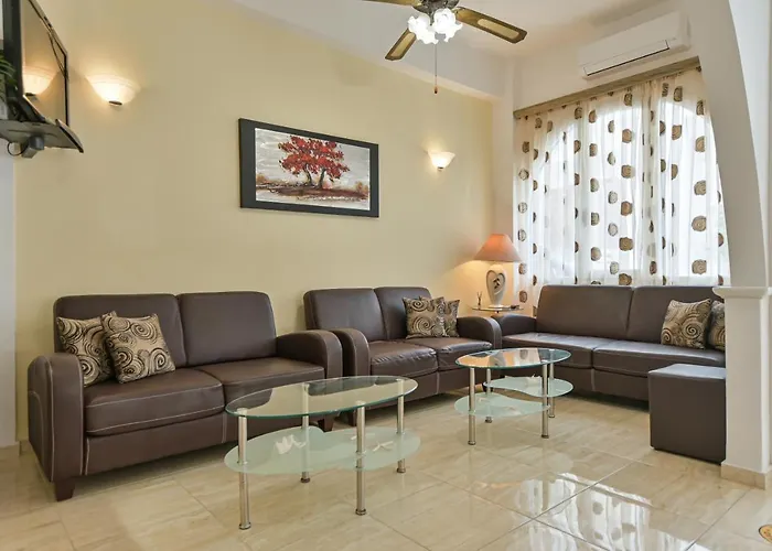 Otel Zeus Naxos City