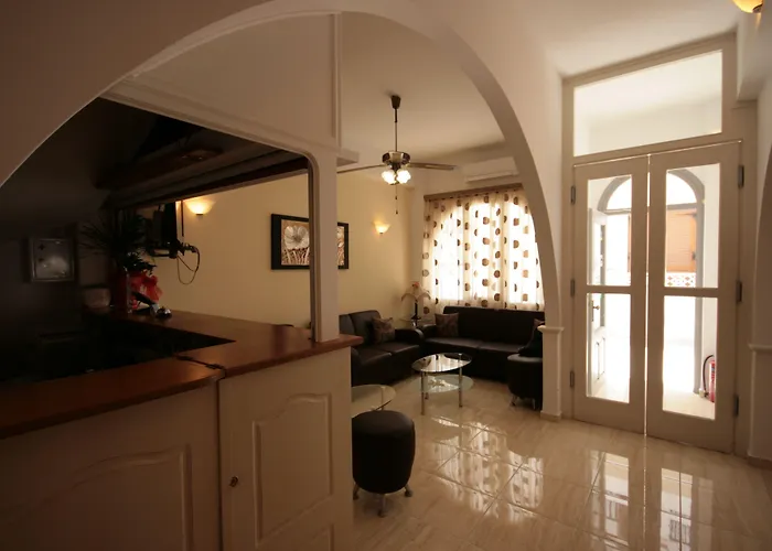 Zeus Otel Naxos City